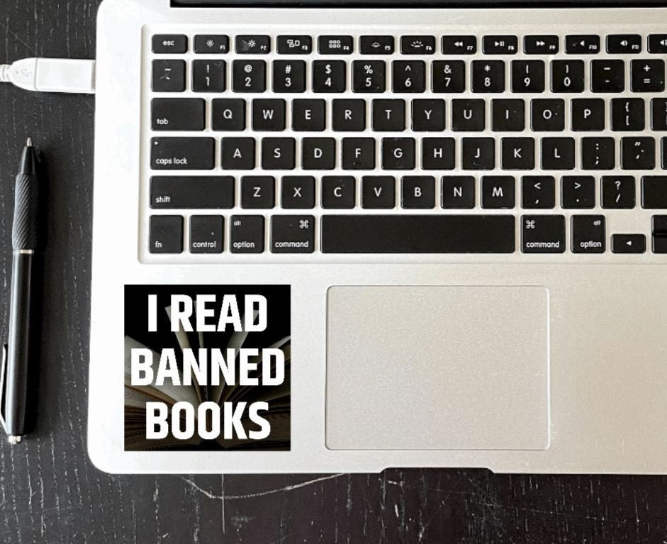I Read Banned Books Vinyl Sticker
