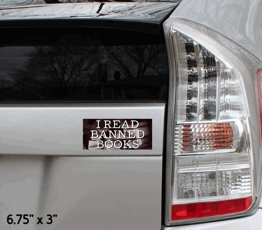 I Read Banned Books Vinyl Sticker
