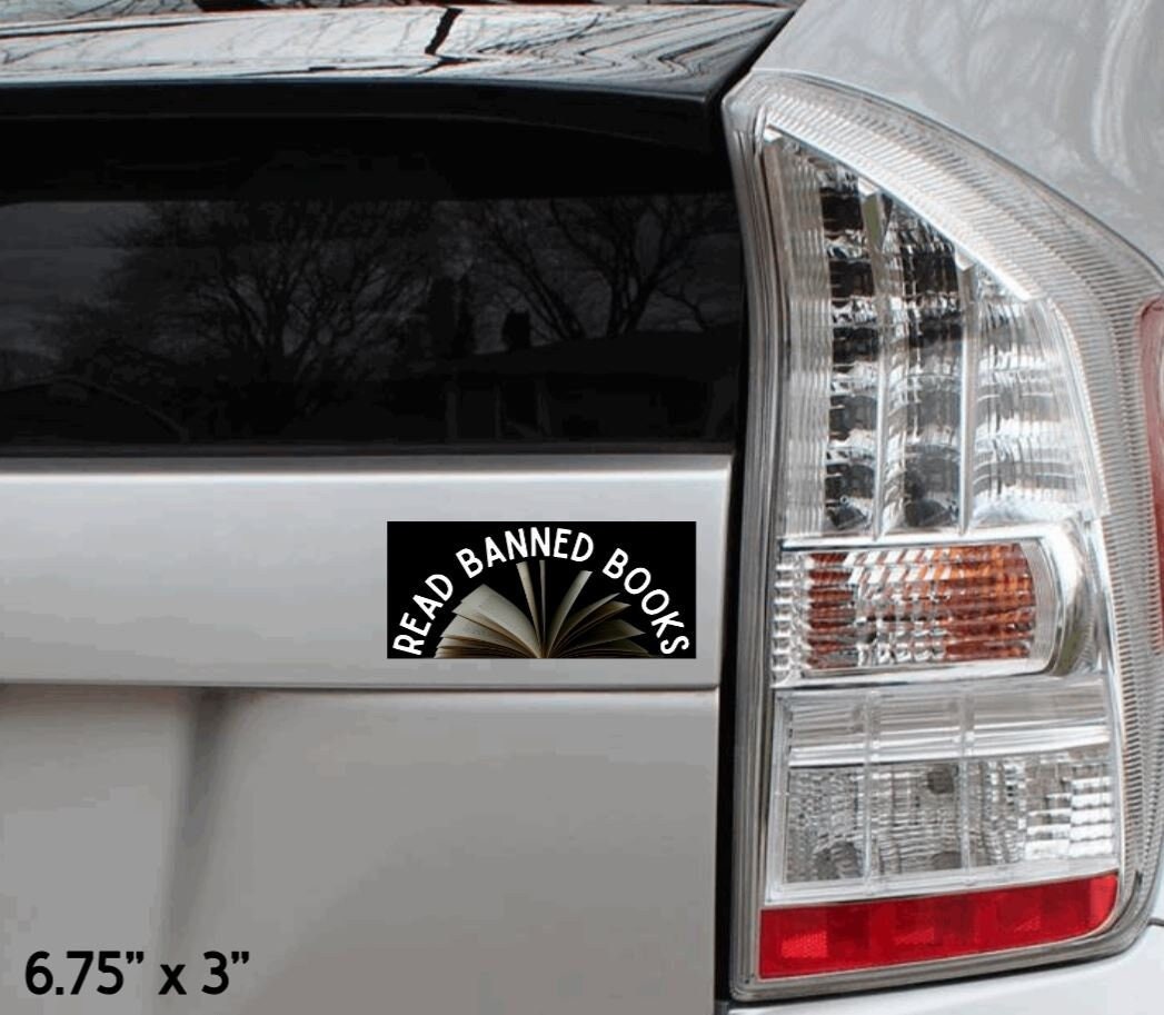 I Read Banned Books Vinyl Sticker